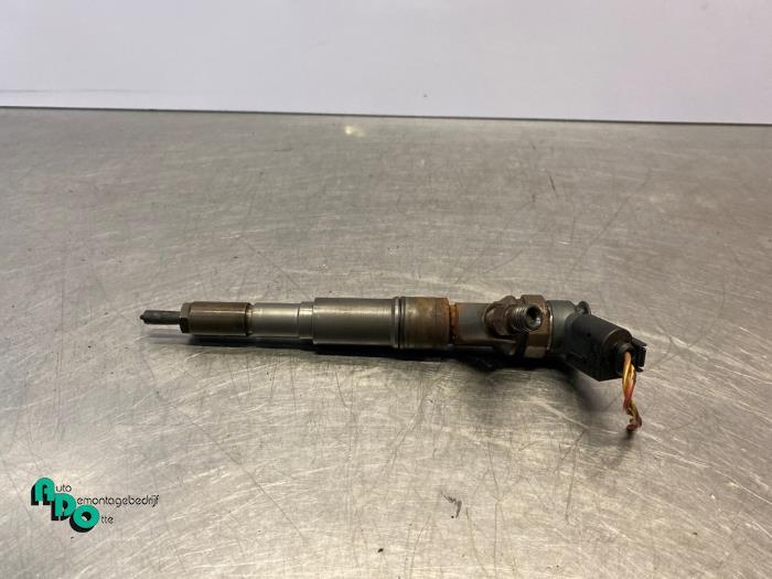 Injecteur (diesel) d'un BMW 1-Serie (1-Serie 03-), -, 3 mois de garantie, Utilisé, -