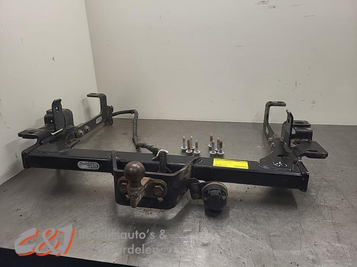 Crochet d'attelage d'un Renault Master, Autos : Pièces & Accessoires, Suspension & Châssis, Renault, Utilisé, 3 mois de garantie