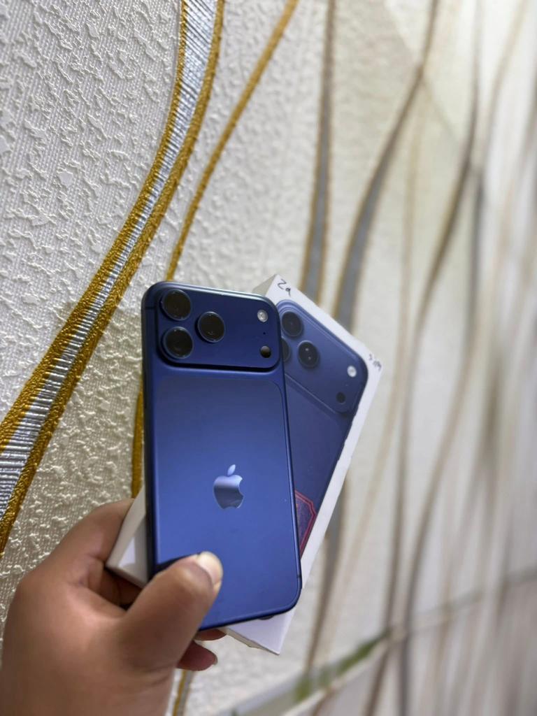 iPhone 17 Pro Max 256 Go parfait état | enchères autorisées, Enlèvement, Comme neuf