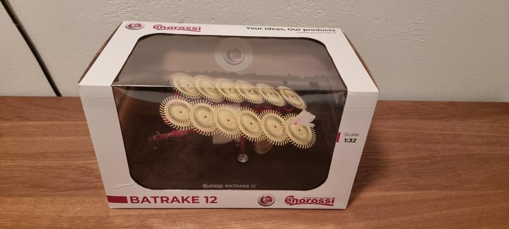 Enorossi Batrake 12 Universal Hobbies, Hobby & Loisirs créatifs, Voitures miniatures | 1:32, Neuf, Tracteur et Agriculture, Universal Hobbies