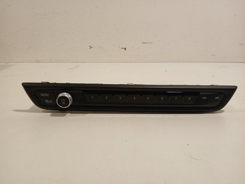 Radio bediening BMW 1 serie, Enlèvement ou Envoi, Van der Ven Autorecycling B.V., Onderdelen@venauto.nl, Ettenseweg 76, 4706 PB Roosendaal, The Netherlands