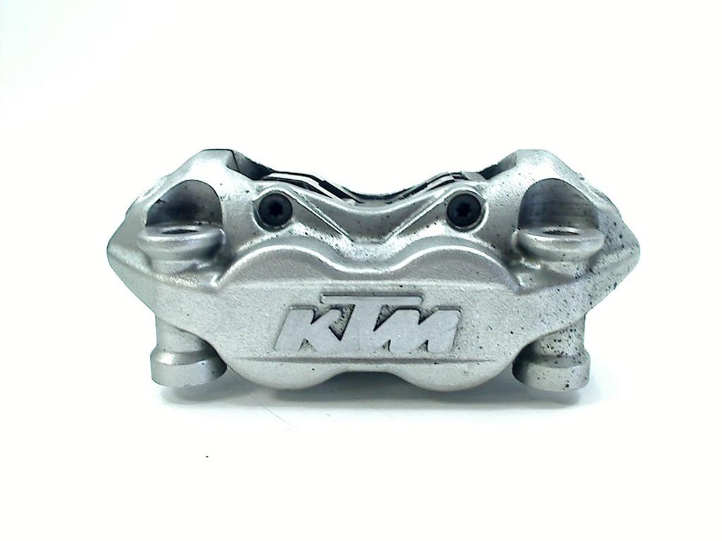 ETRIER DE FREIN AVANT DROIT KTM 790 Adventure (01-2019/-), Dhr. S. di Majo, Utilisé, Info@cama-motorparts.nl, P.J. Troelstraweg 8 8
3144 CX  MAASSLUIS, NL