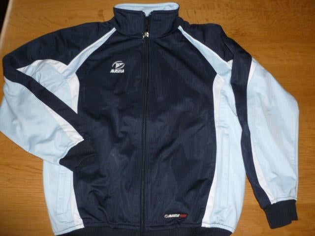 sport vest en broek voor jongen, masita, maat 140, Enfants & Bébés, Vêtements enfant | Taille 140, Enlèvement ou Envoi, Garçon