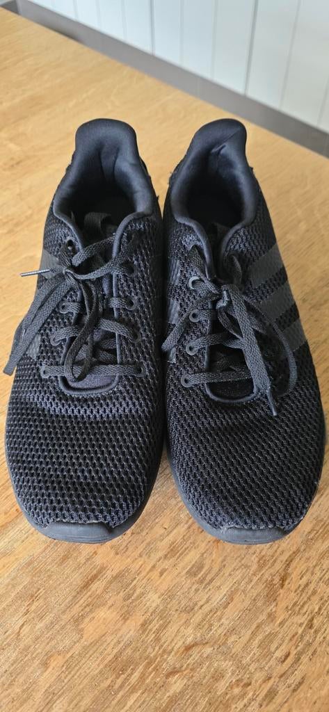 Sport sneaker Adidas maat 42 zwart, Sports & Fitness, Course, Jogging & Athlétisme, Enlèvement ou Envoi, Comme neuf, Chaussures de course à pied