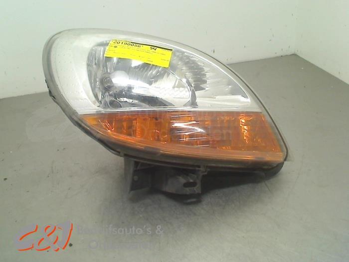 Phare droit d'un Renault Kangoo, Autos : Pièces & Accessoires, Éclairage, Renault, Utilisé, 3 mois de garantie, Enlèvement ou Envoi