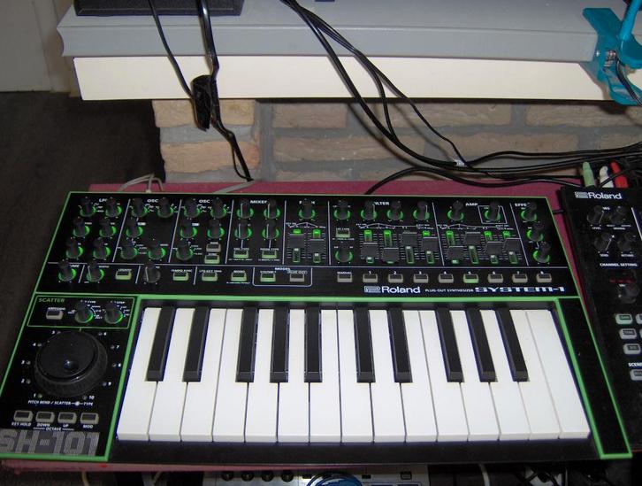 Roland AIRA SYSTEM-1 PLUG-OUT Synthesizer – In topstaat!, Muziek en Instrumenten, Synthesizers, Zo goed als nieuw, Roland, Ophalen