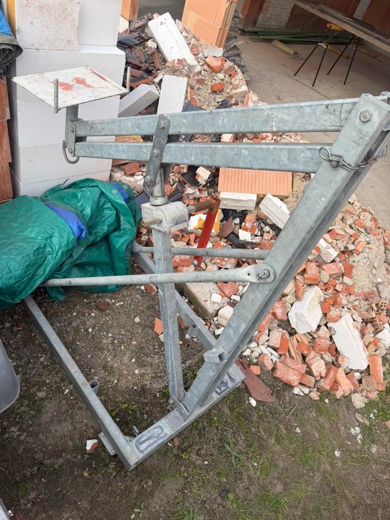 Krachtarmlift / Montagelift / Poutrellift defect, Doe-het-zelf en Bouw, Ophalen, Gebruikt, Bouwlift