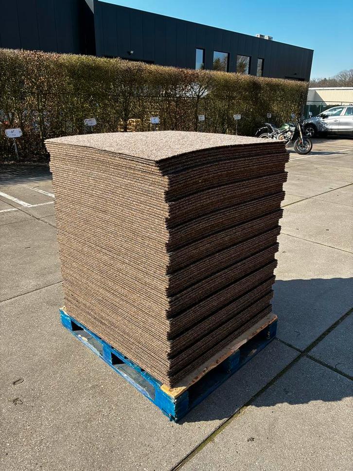 Beige tapijttegels/ vloer / heuga / interface, Bricolage & Construction, Planches & Dalles, Comme neuf, 10 m²² ou plus, Enlèvement