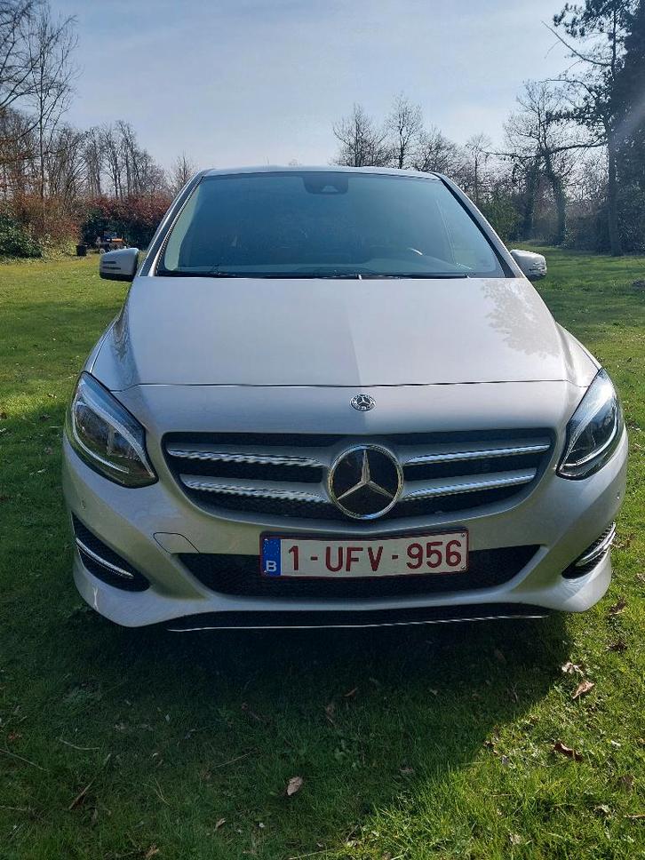 Mercedes B180, Autos, Mercedes-Benz, Particulier, Classe B, Essence, MPV ou Monospace, 5 portes, Automatique, Autres couleurs