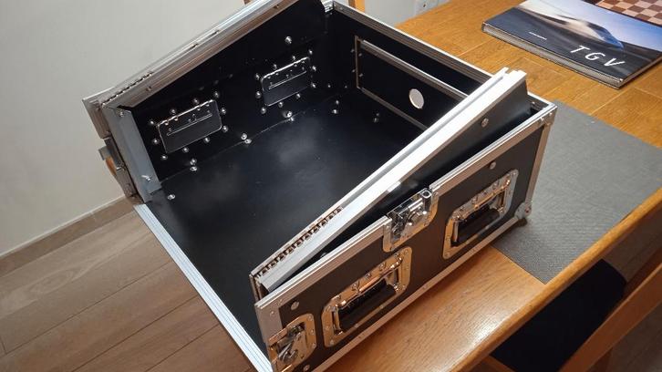 Flight case 19' Power Dynamic, Maison & Meubles, Maison & Meubles | Autre, Comme neuf, Enlèvement