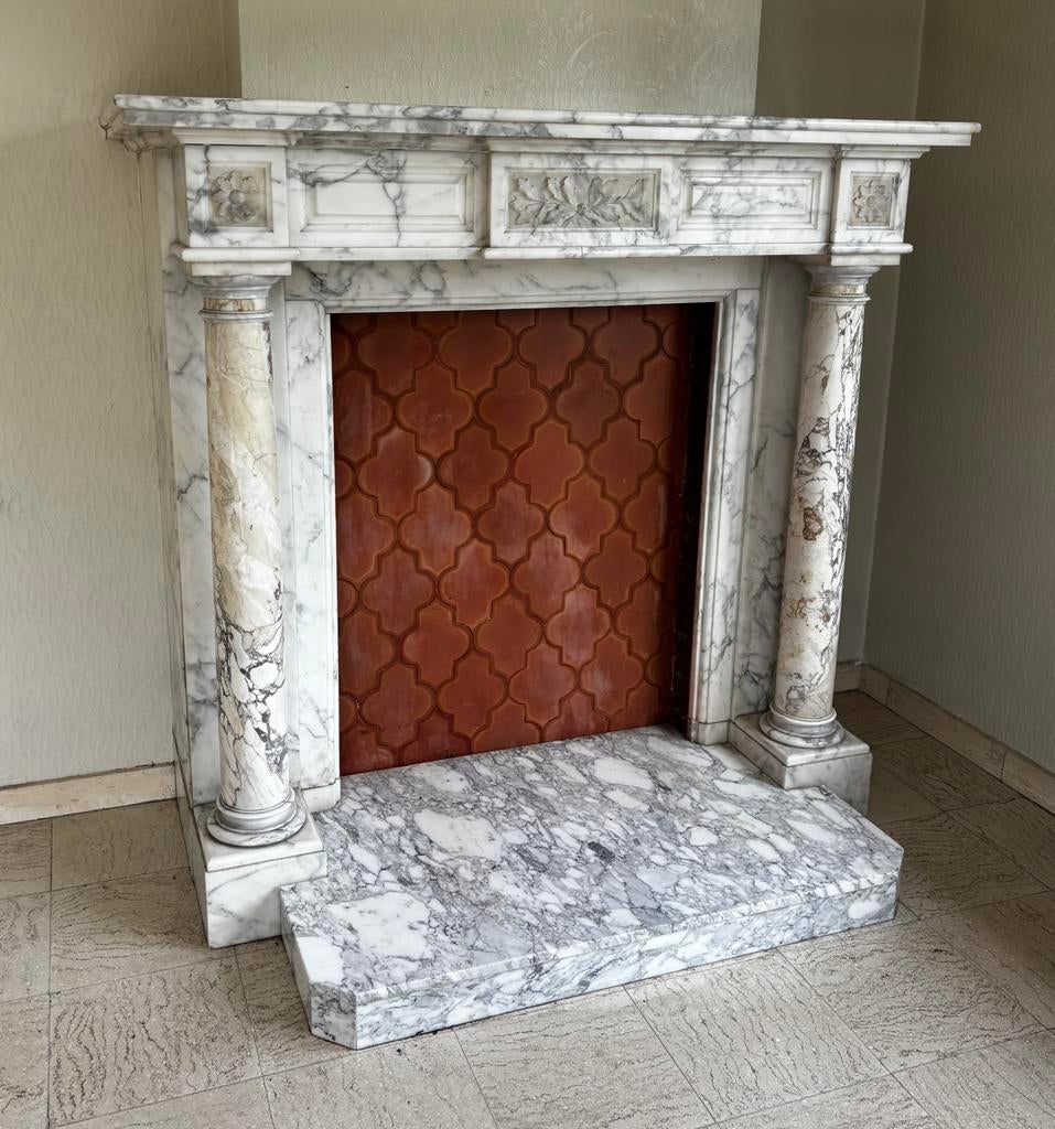 Marmeren schouw - Arabescato marmer, Huis en Inrichting, Haarden, Zo goed als nieuw, Ophalen
