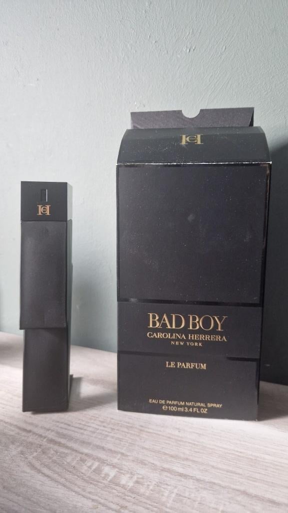 Carolina Herrera Bad Boy Le Parfum 100ml, Ophalen, Zo goed als nieuw
