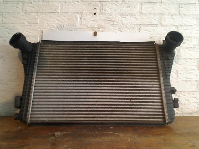 Intercooler d'un Volkswagen Caddy, Volkswagen, -, 3 mois de garantie, Utilisé