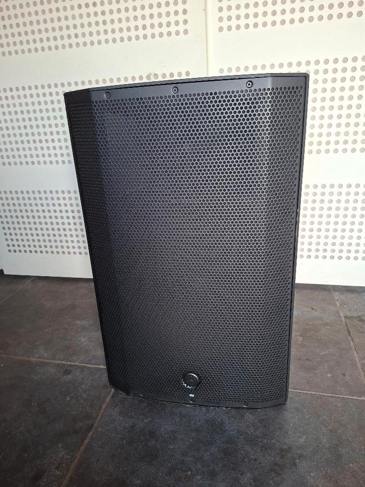 Mackie Thump15A actieve luidspreker, Audio, Tv en Foto, Luidsprekerboxen, Zo goed als nieuw, Overige typen, 120 watt of meer, Overige merken