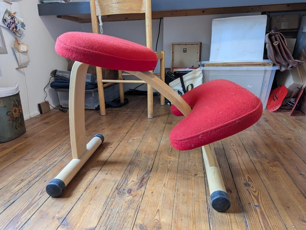 chaise ergonomique  Rybo, Rouge, Comme neuf, Enlèvement, Chaise de bureau