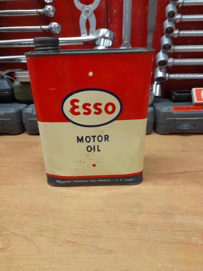 Oude lege oliekan Esso Standard Pétrole Paris 50, Verzamelen, Merken en Reclamevoorwerpen, Gebruikt, Overige typen, Verzenden