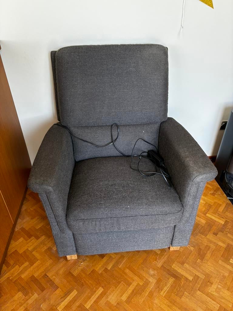 Elektrische zetel, Huis en Inrichting, Fauteuils, Ophalen, Zo goed als nieuw