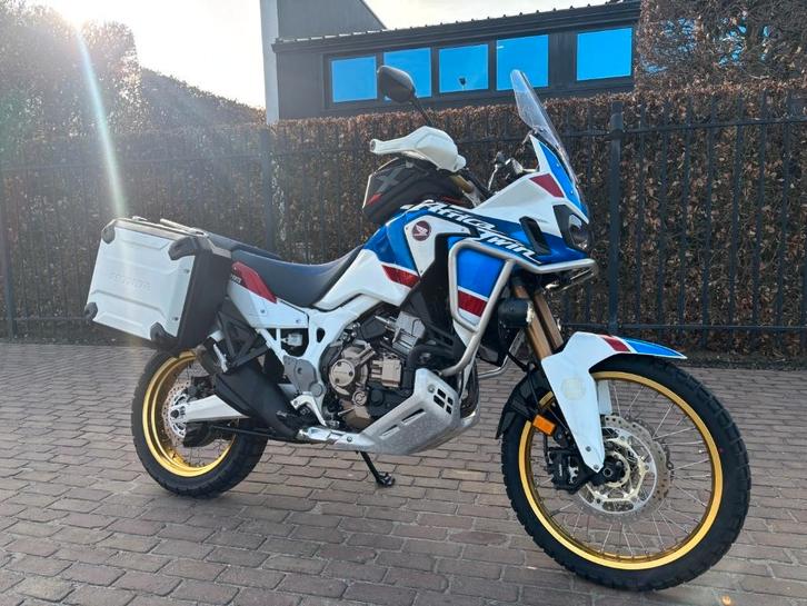 Honda Africa twin adventure, Motoren, Motoren | Honda, Bedrijf, Toermotor, meer dan 35 kW, 2 cilinders, Motorrijbewijs A, Handvatverwarming