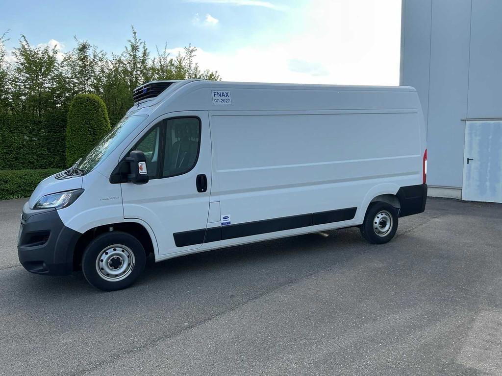 2021 Fiat Ducato L3H2 2.3MJET Koelwagen bedrijfswagen, Auto's, Gebruikt, Euro 6, Bedrijf, Handgeschakeld