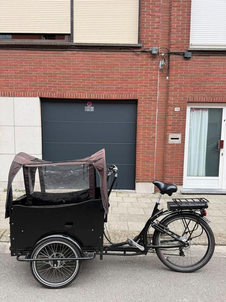 Bakfiets in uitstekende staat .., Fietsen en Brommers, Fietsen | Bakfietsen, Gebruikt, Overige merken, 4 kinderen of meer, Elektrisch