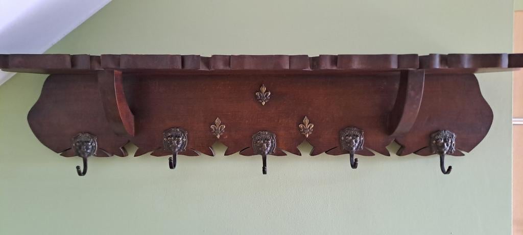 Archelle/ porte-manteau, Enlèvement