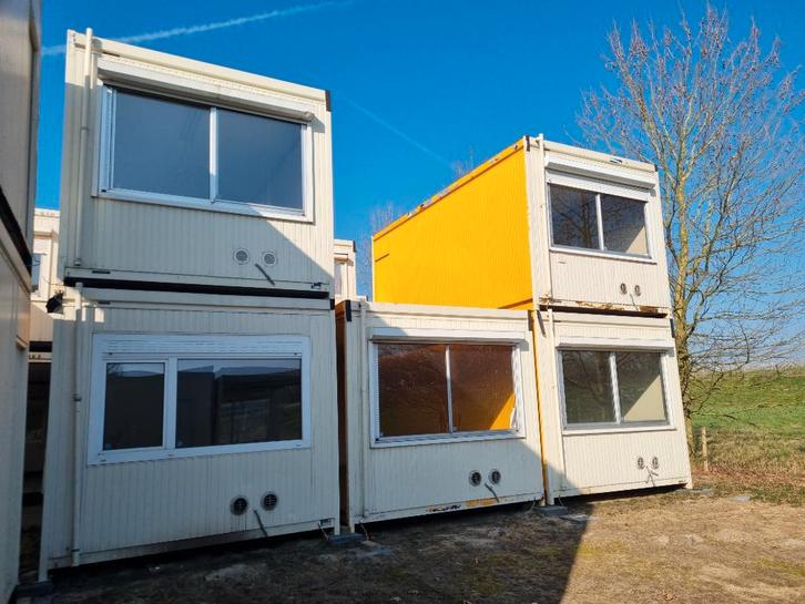 VOORJAARSOPRUIMING ! 110 De Meeuw Kombi Units Woonunits, Articles professionnels, Machines & Construction | Abris de chantier & Conteneurs