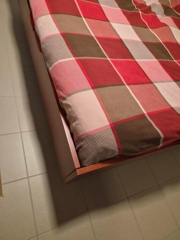 Gratis bed, Huis en Inrichting, Slaapkamer | Bedden, Verstelbaar, Ophalen