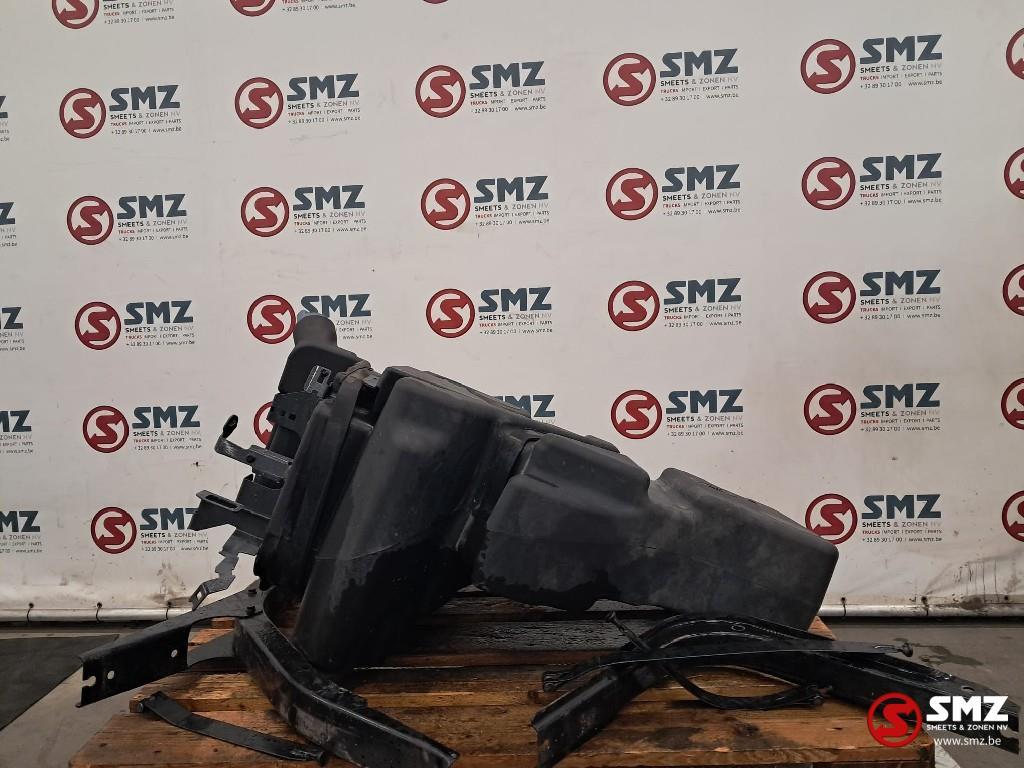 Occ Réservoir AdBlue 90L + supports DAF, Autos : Pièces & Accessoires, Pièces camion, Utilisé, DAF, Systèmes à carburant