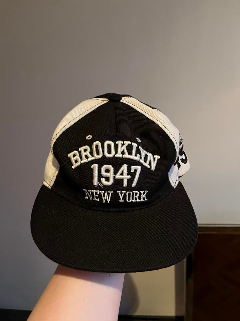 Brooklyn pet, Kleding | Heren, Verzenden, Gedragen, One size fits all, Pet