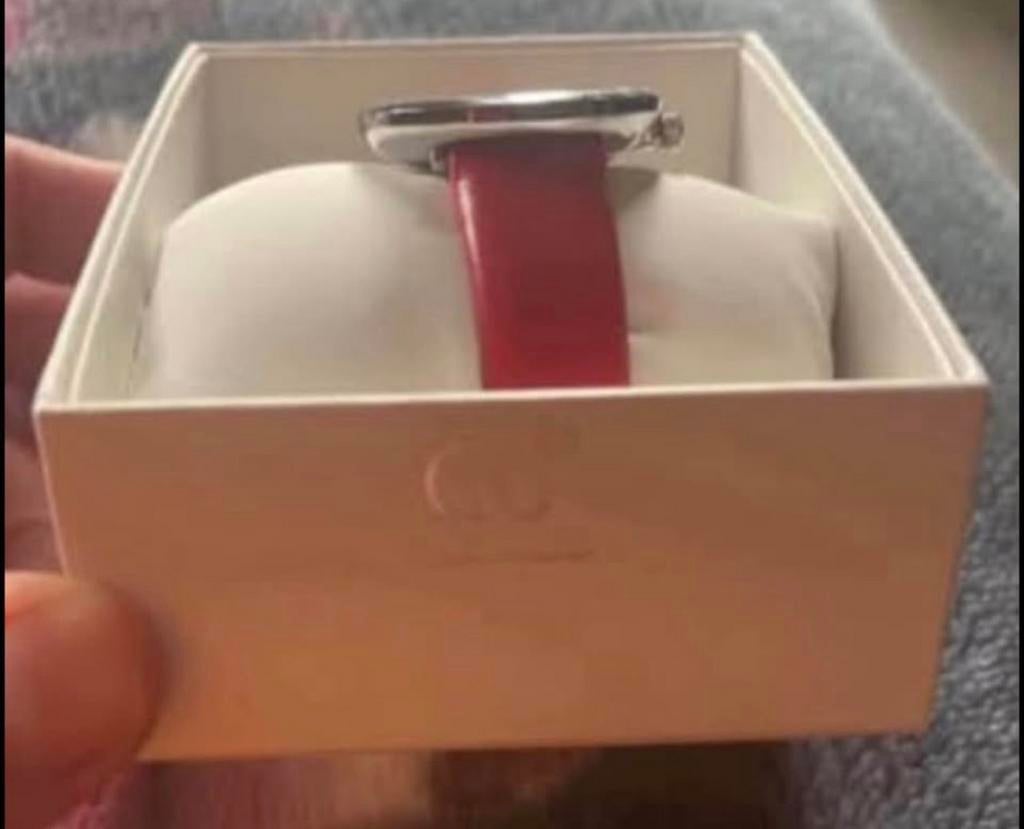 Montre femme neuve, Enlèvement, Comme neuf