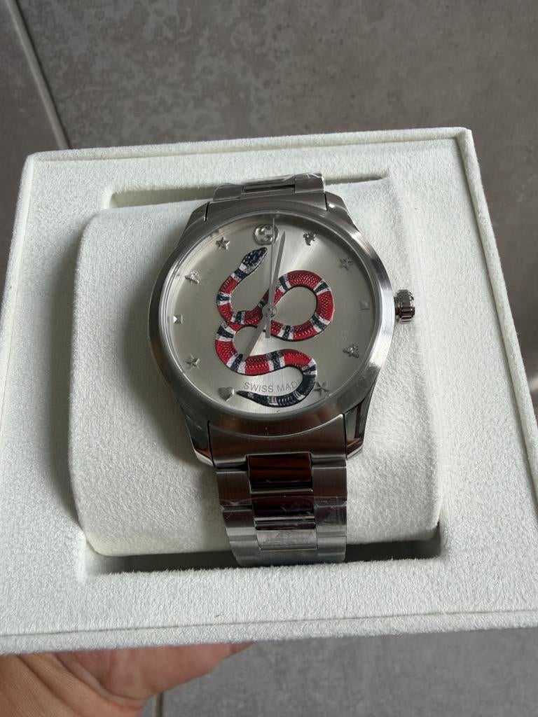 Montre Gucci neuve garantie 2 ans, Autres marques, Enlèvement ou Envoi, Acier, Acier