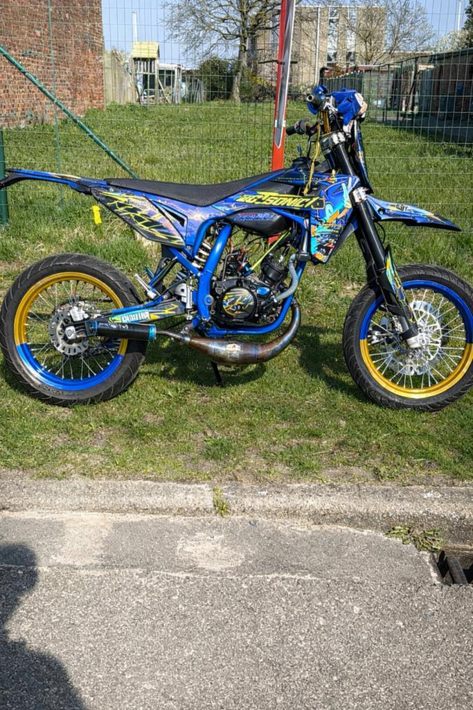 Waardepeeling niet te koop, Fietsen en Brommers, Brommers | Crossbrommers, Zo goed als nieuw, Ophalen of Verzenden