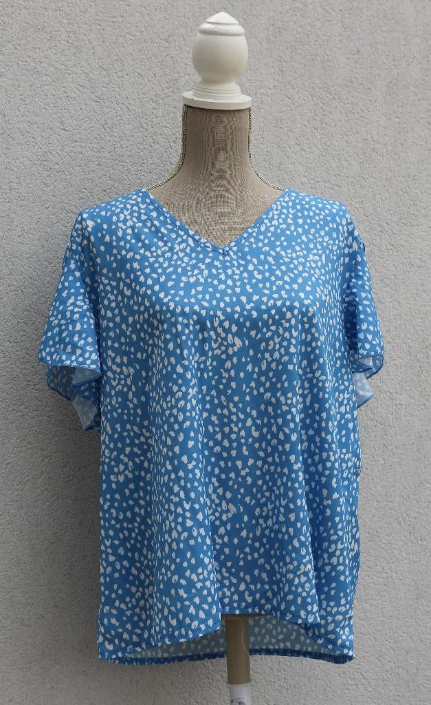 Jolie blouse XL - neuve, Enlèvement ou Envoi, Neuf, Taille 42/44 (L), Bleu