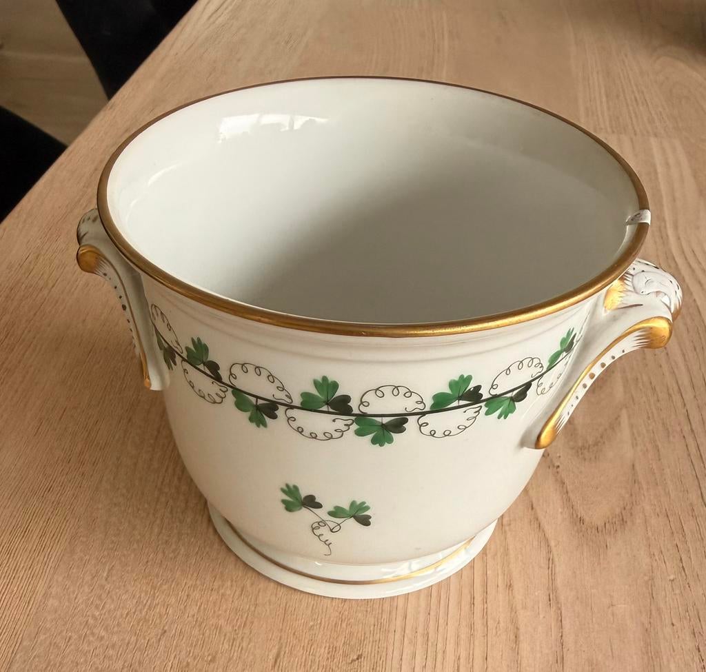 Herend porseleinen bloempot, Ophalen