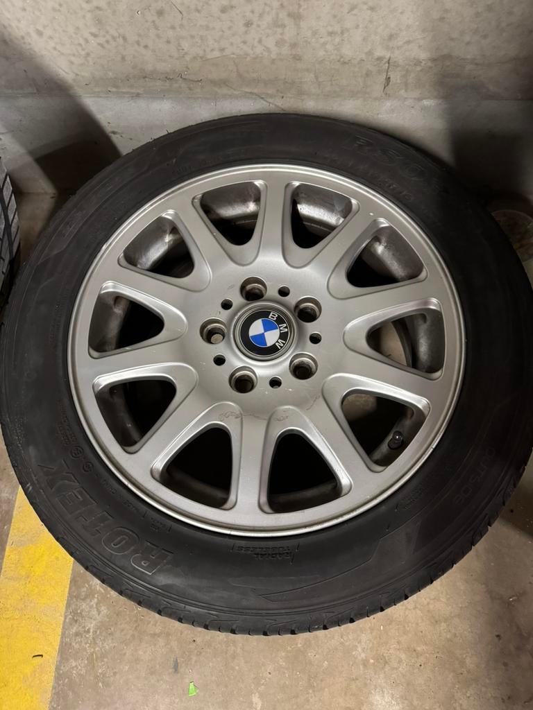 4 jantes et pneus BMW styling 25, Auto-onderdelen, Banden en Velgen, Band(en), Zomerbanden, 16 inch, 225 mm, Ophalen