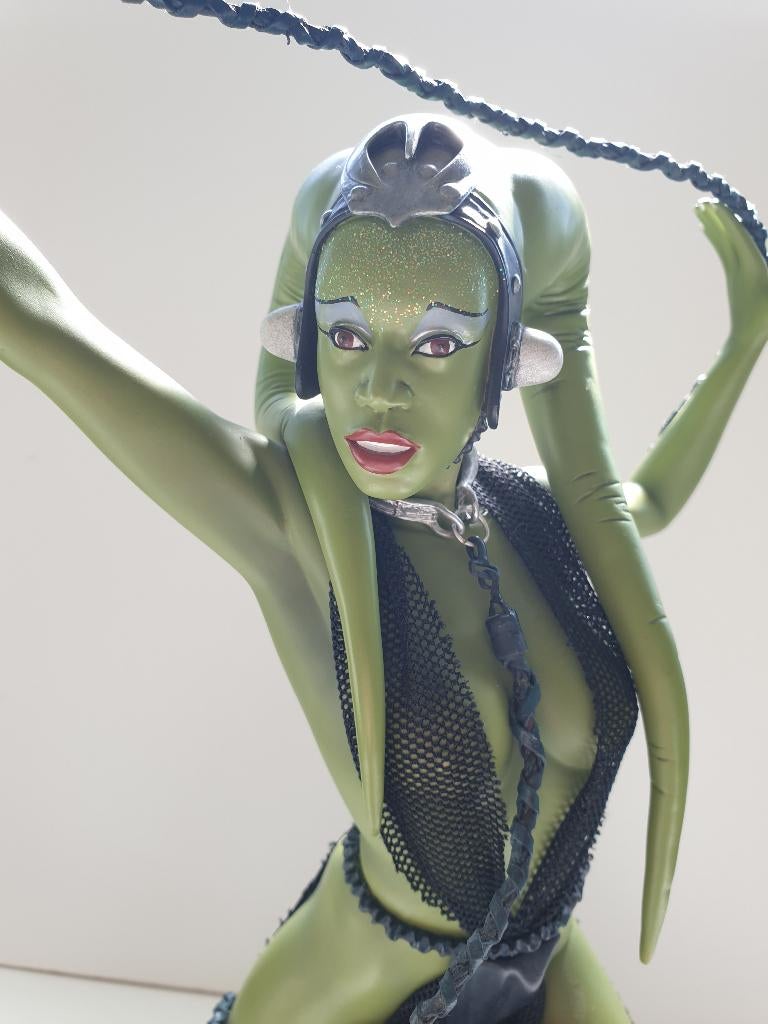 Statue OOLA Jabba’s Slave 1/5 Attakus Star Wars ROTJ, Collections, Enlèvement, Comme neuf, Statue ou Buste