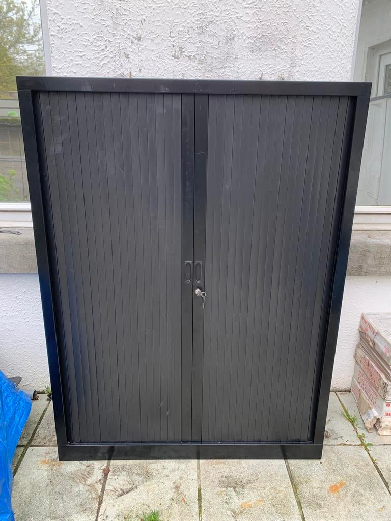 Armoire métallique noire, Enlèvement, Comme neuf