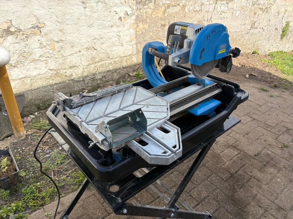 Tyrolit hydrostress TTE250 Tegelzaag nat tot 60cm, Bricolage & Construction, Outillage | Scies mécaniques, 600 à 1200 watts, Moins de 30 mm