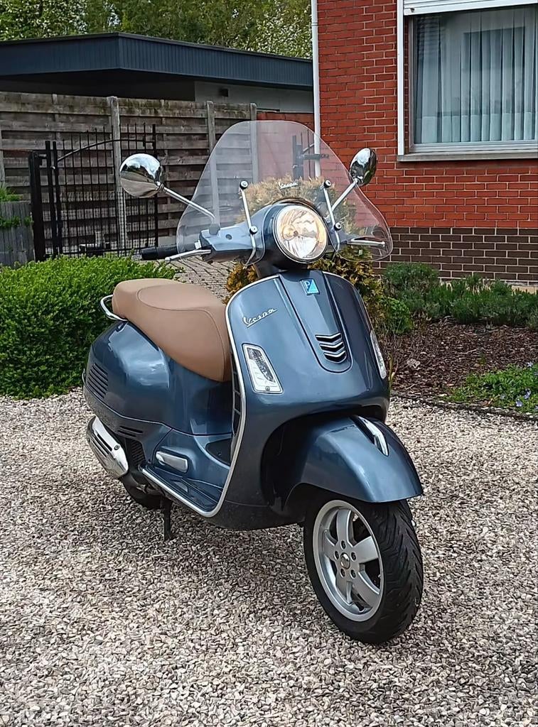 Vespa 125 GTS IGet, Particulier