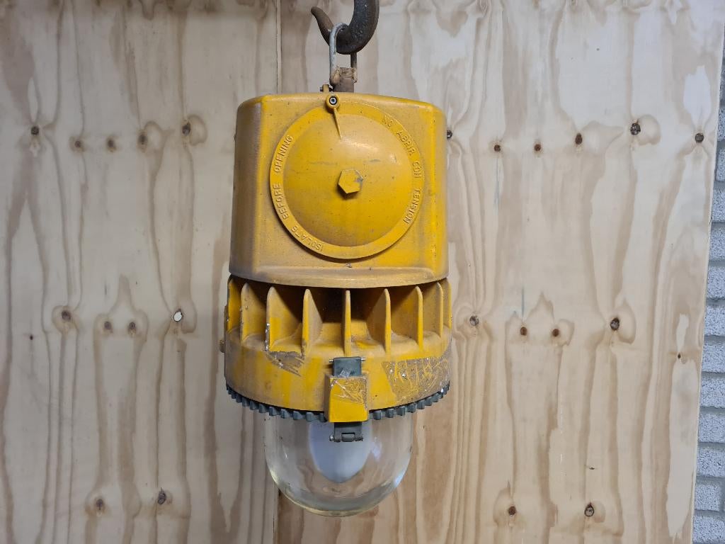 Zeer mooie bunker lampen / explosief vrije lampen, Ophalen