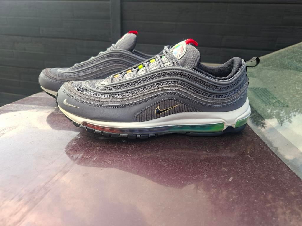 Nike Air Max 97 « L'évolution des icônes » taille 46, Vêtements | Hommes, Nike air max, Enlèvement ou Envoi, Autres couleurs, Comme neuf