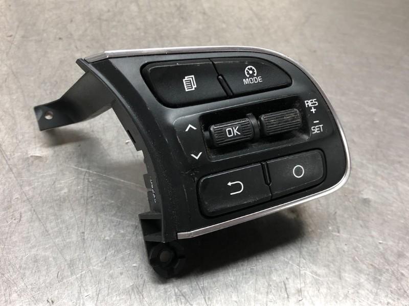 PANNEAU DE COMMANDE NAVIGATION Kia Optima Sportswagon (JFF), Autos : Pièces & Accessoires, Tableau de bord & Interrupteurs, Kia