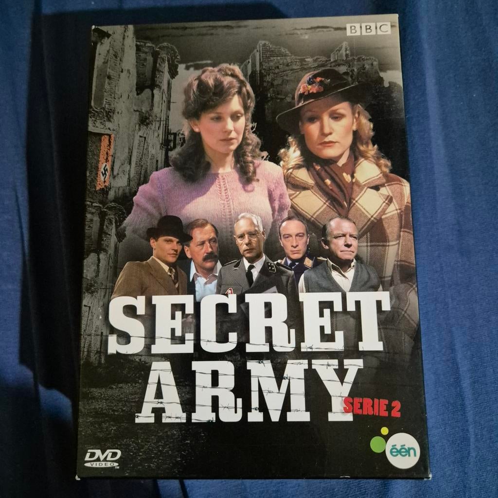 Coffret DVD Secret Army, série 2, Enlèvement ou Envoi, Comme neuf, Coffret