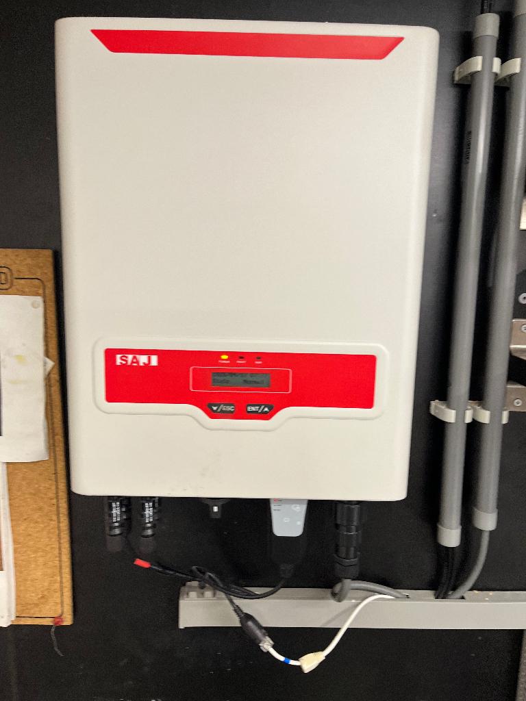 Omvormer zonnepanelen, Electroménager, Pièces & Accessoires, Enlèvement, Comme neuf