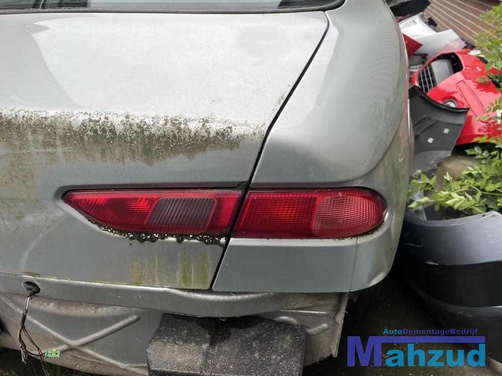 ALFA ROMEO 156 SEDAN Achterlicht rechts binnen buiten, Dpofca@stellantis.com, Stellantis Europe S.p.A., Utilisé, Alfa Romeo