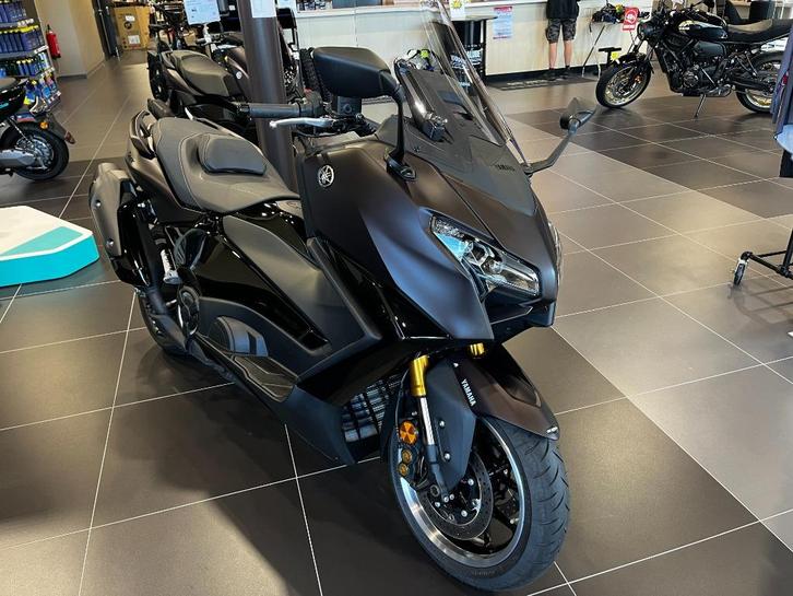 Yamaha TMAX TECH MAX DEMO, Motoren, Motoren | Yamaha, Bedrijf, Scooter, 12 t/m 35 kW, 2 cilinders, Minimaal motorrijbewijs A2