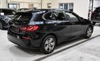 BMW 1 Serie 118 118i Berline Business - NAVI / BLUETOOTH / P, Gebruikt, Euro 6, https://public.car-pass.be/vhr/d32c8363-7f76-4710-a419-84d502b71959