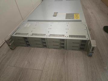 SERVEUR CISCO UCS C240-M4 12 LFF, 64 GB, Enlèvement, Utilisé, 3 TB