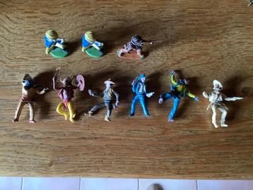 Cowboy en vintage indiaan beschikbaar voor biedingen