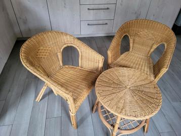 Rotan set  beschikbaar voor biedingen